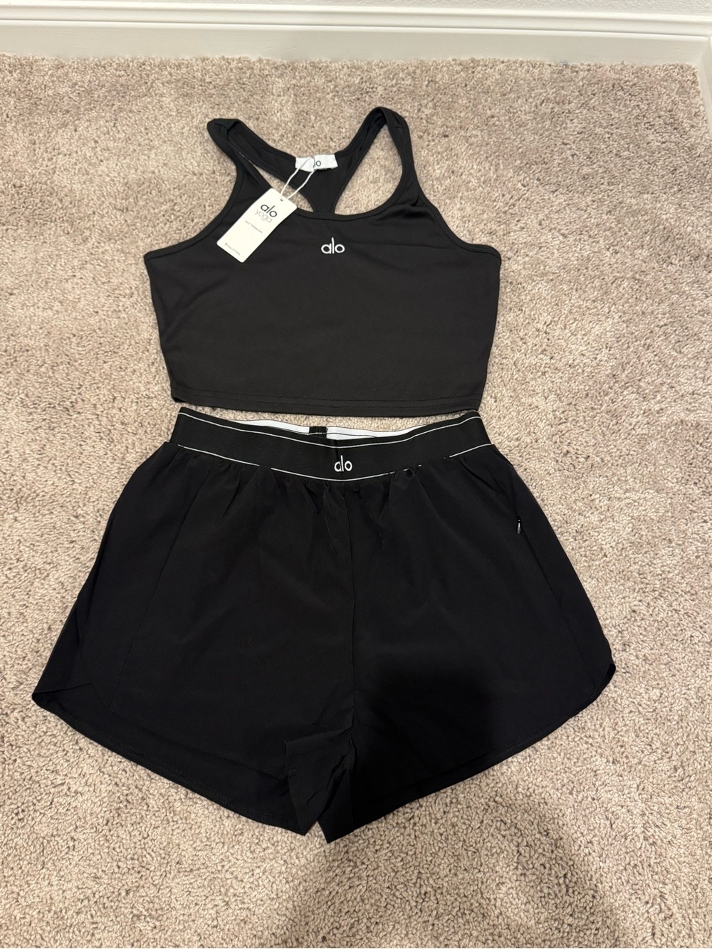 Alo Athletic Black Racerback Crop Top & Shorts Set - Picture 1 of 2